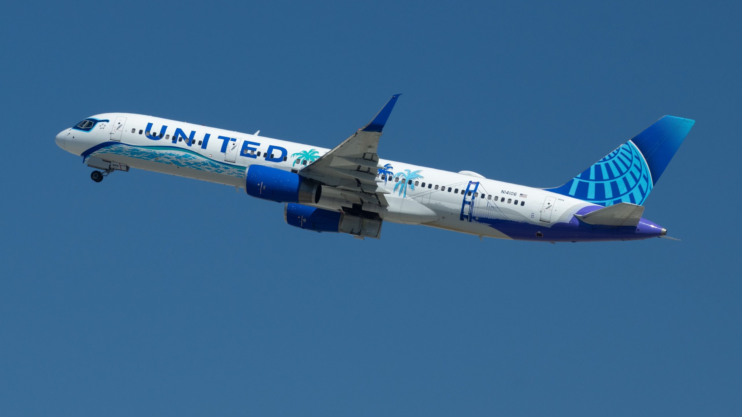 United Airlines Boeing 757-200 อายุ 30 ปีทนทุกข์ทรมานปัญหาอวัยวะเพศหญิงในระหว่างการเข้าใกล้ Lihue