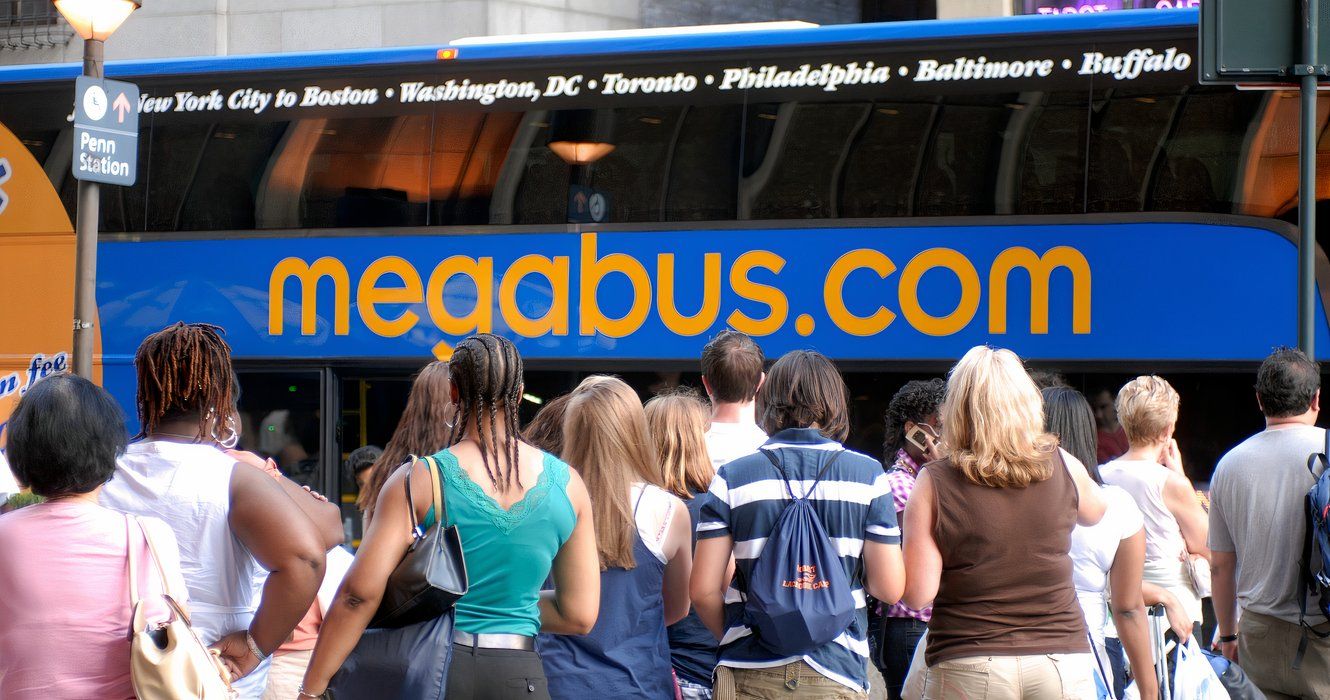 เส้นทางทั้งหมด Megabus เพิ่งตัด (& ทางเลือก)