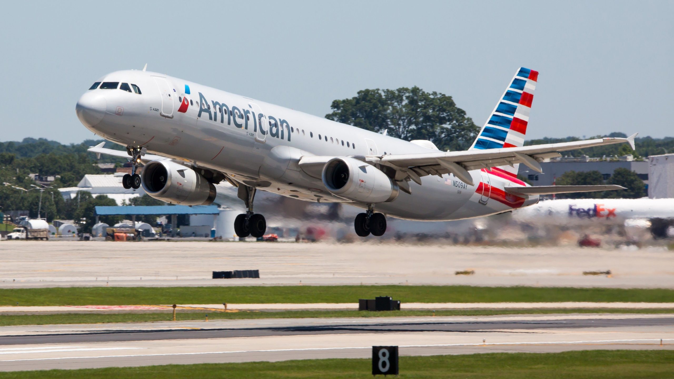 American Airlines Mở phòng chờ New Grab &amp; Go Admirals tại sân bay Charlotte Douglas