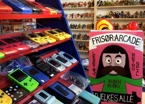 See & Docopenhagen ความลับที่ดีที่สุด: Retro Bobby's Arcade Barbershop