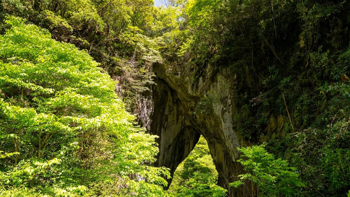 11 สถานที่ท่องเที่ยวในเมือง Niimi จังหวัด Okayama! สัมผัสกับความงามตามธรรมชาติที่แผ่ขยายไปทั่วที่ราบสูง Karst