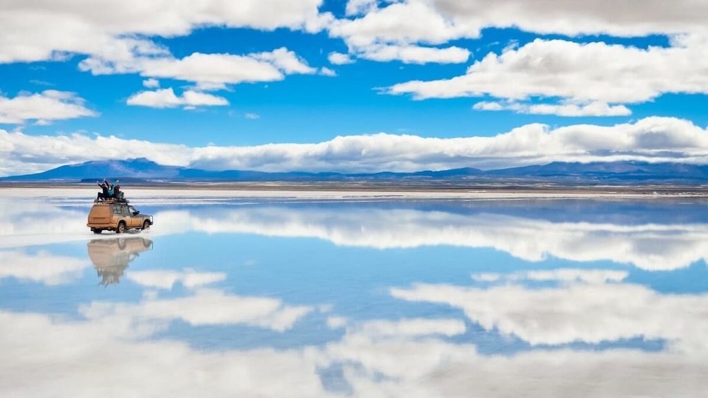 การท่องเที่ยวในโบลิเวีย (Plurinational State of Bolivia)! 6 จุดยอดนิยมรวมถึงแฟลตเกลือ Uyuni